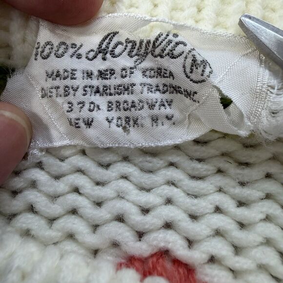 VINTAGE Starlight Trading White Cream Floral Cardigan Sweater Size Medium Granny - Picture 8 of 11